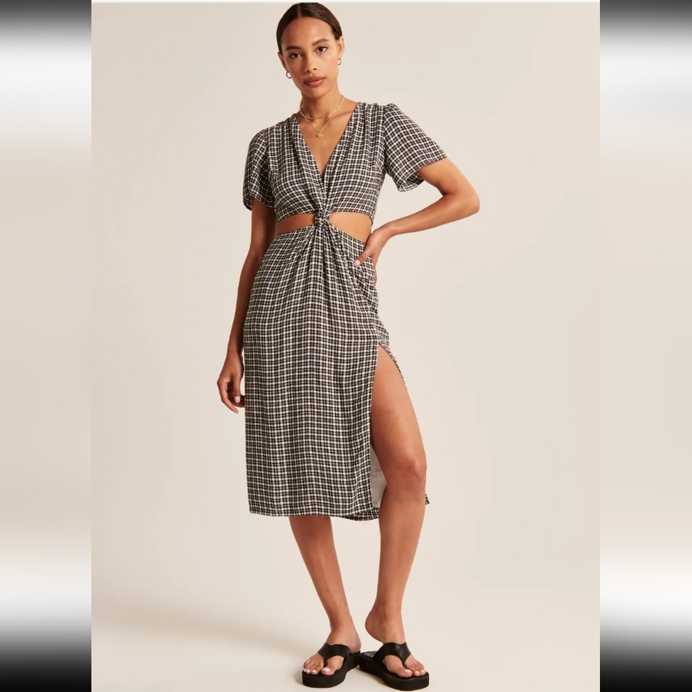 Abercrombie & Fitch Black and White Check Midi Dress